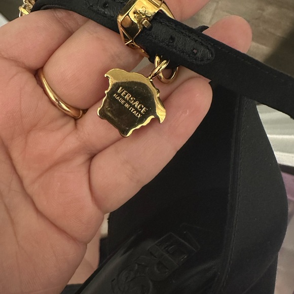 Versace Black Medusa Aevitas Heels - Picture 14 of 14